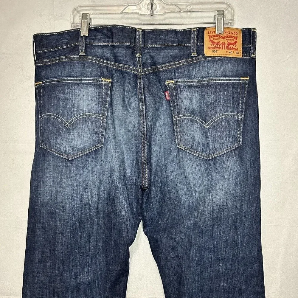 Levi's 505 Regular Fit Straight Leg Blue Denim High-Rise Jeans Size 40x30